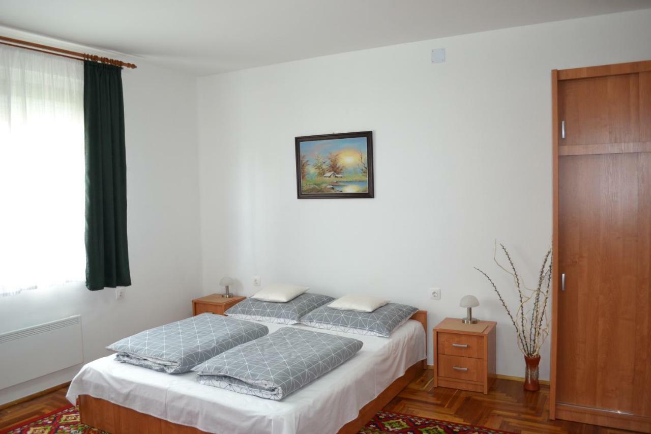 Liliom Apartman غيولا المظهر الخارجي الصورة
